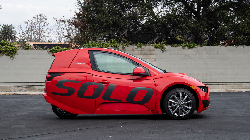 Illustration for article titled The Electra Meccanica Solo Is a Supercar For Efficiency Freaks